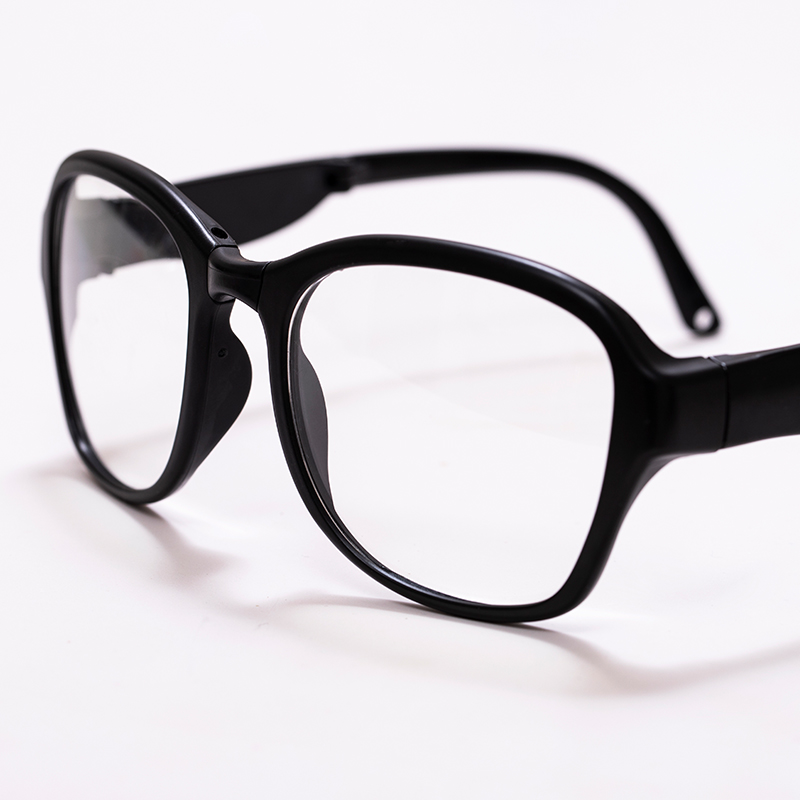 نظارات واقية من الأشعة فوق الب - مراجعة Eyelash Extension With Glasses وسعره